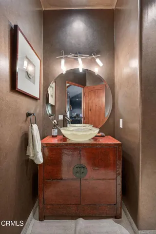 77-web-or-mls-Upmarketmedia_199Fai-172