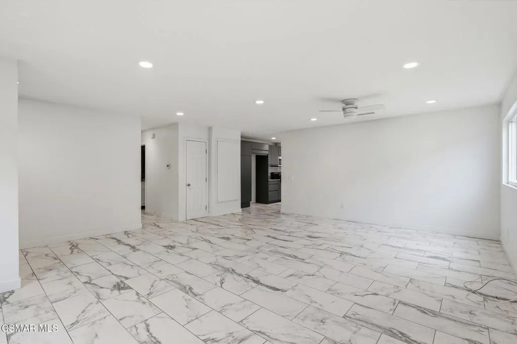 8-008_F8_30845 Catarina Dr