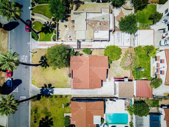 Top side aerial