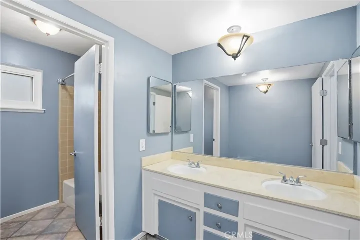 Bathroom #2