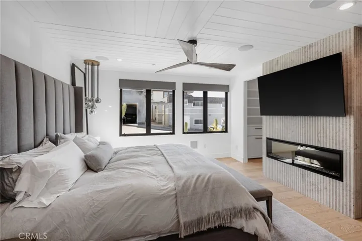 2200 The Strand A, Manhattan Beach, California 90266