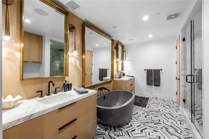 2200 The Strand A, Manhattan Beach, California 90266