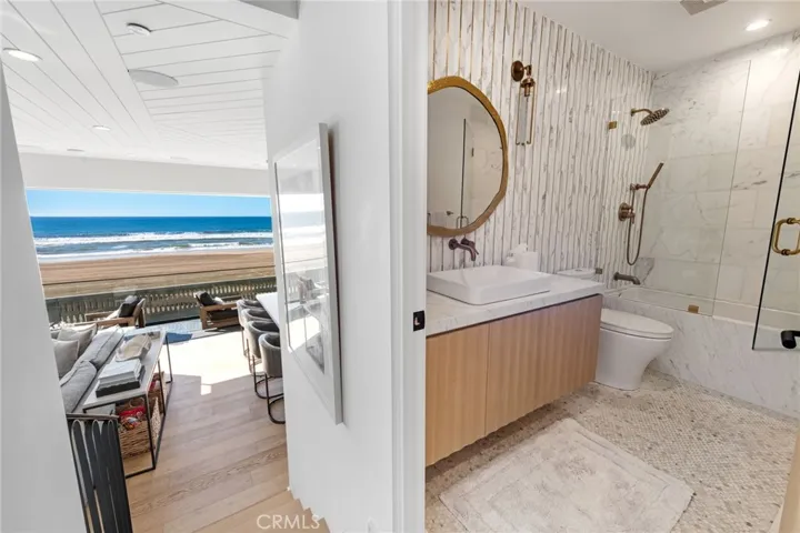 2200 The Strand A, Manhattan Beach, California 90266