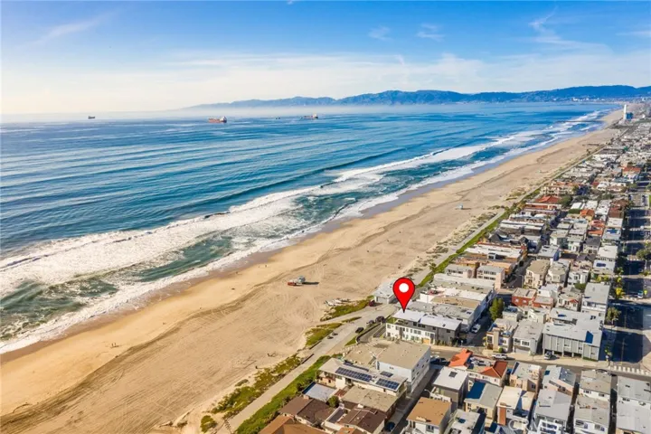 2200 The Strand A, Manhattan Beach, California 90266