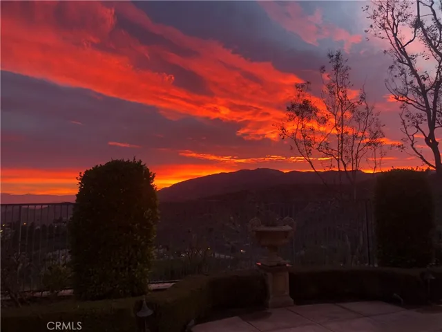 8183 E Bailey Way, Anaheim Hills, California 92808