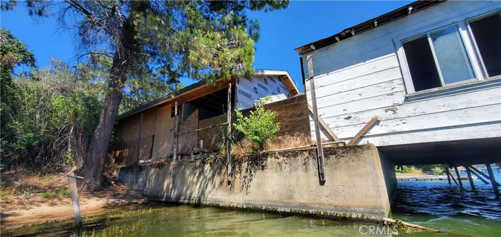 10165 E Highway 20, Clearlake Oaks, California 95423