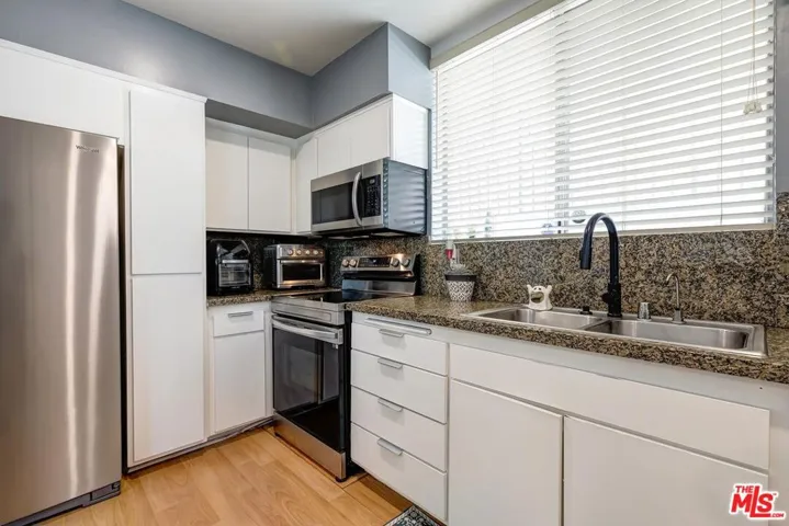 stainless appliances