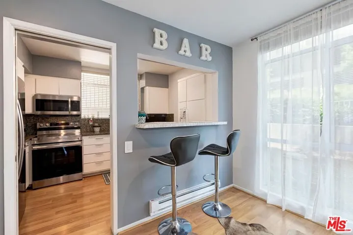 open kitchen and bar