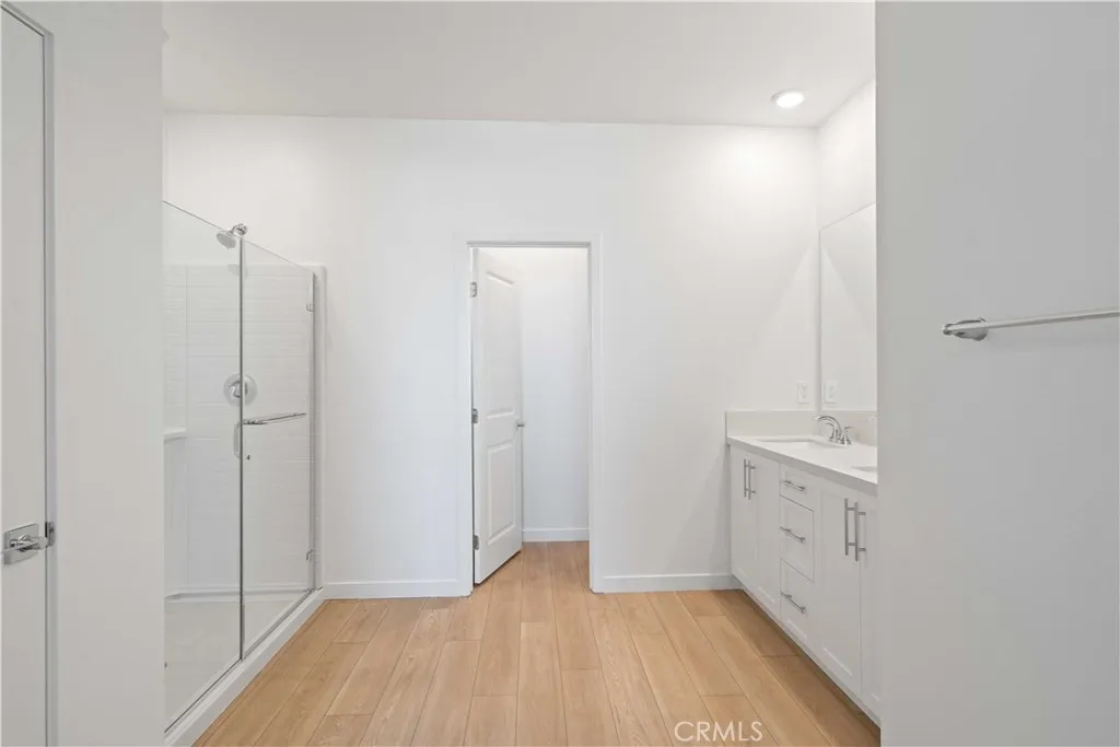 Primary Suite En-suite bathroom