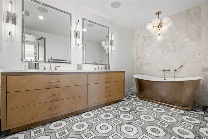 2200 The Strand B, Manhattan Beach, California 90266