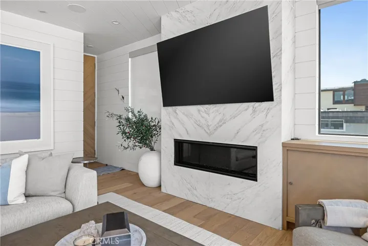 2200 The Strand B, Manhattan Beach, California 90266