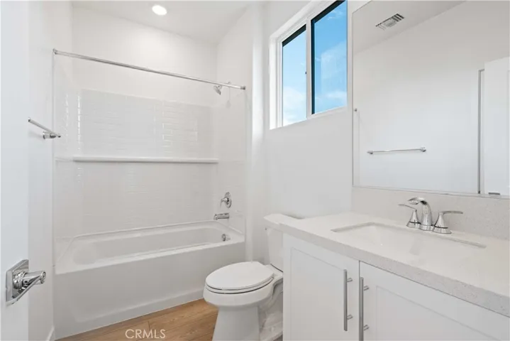 3rd Level Jack and Jill bathroom