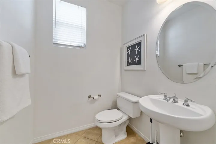 661 Lavender, Azusa, California 91702