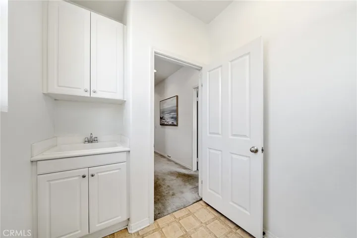 661 Lavender, Azusa, California 91702