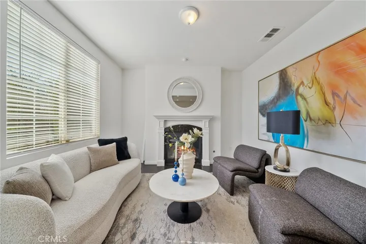 661 Lavender, Azusa, California 91702