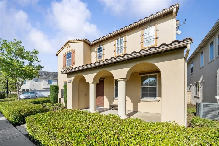 661 Lavender, Azusa, California 91702
