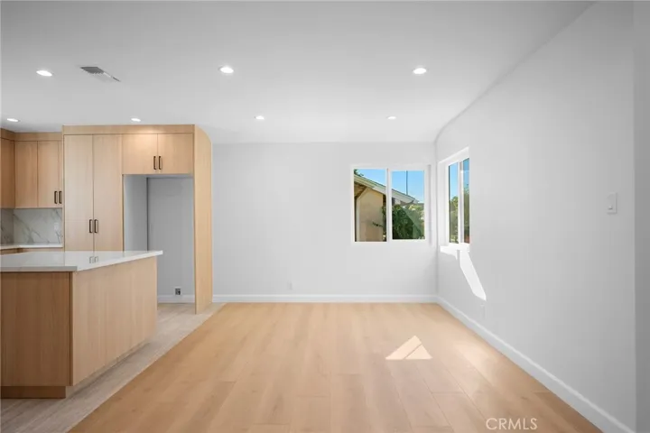 MAIN HOME