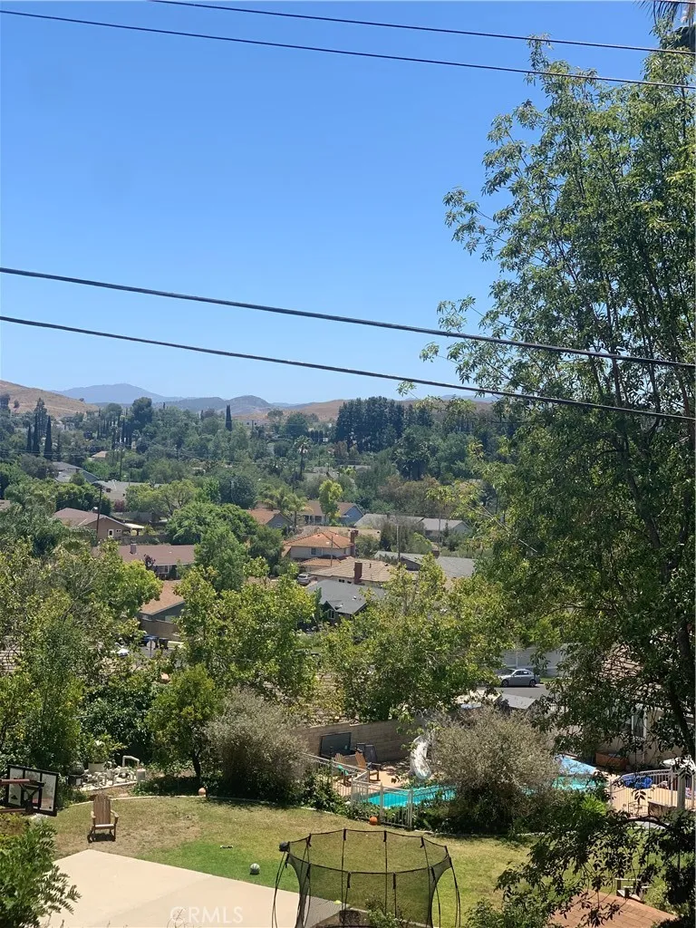 228 W Avenida De Las Flores, Thousand Oaks, California 91360 — photo 5