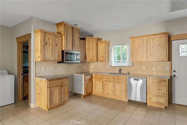 1914 Oleander, Chico, California 95926