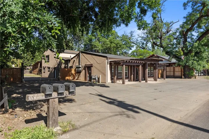 1914 Oleander, Chico, California 95926