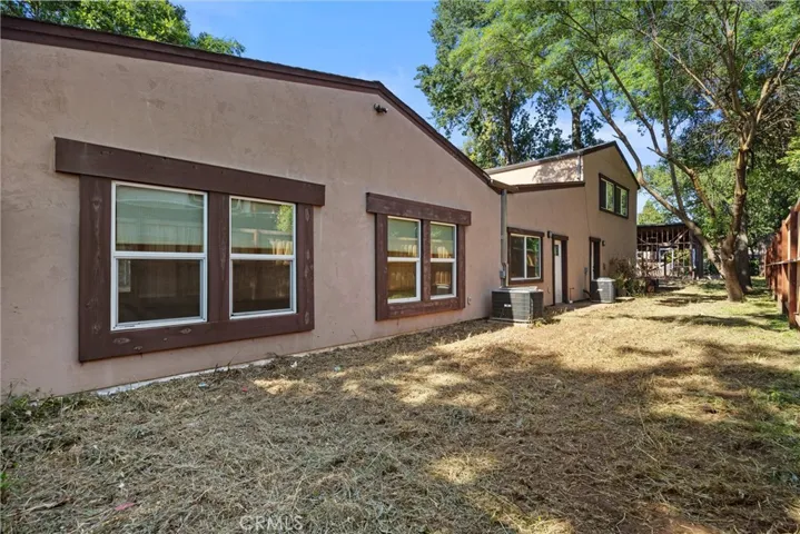 1914 Oleander, Chico, California 95926