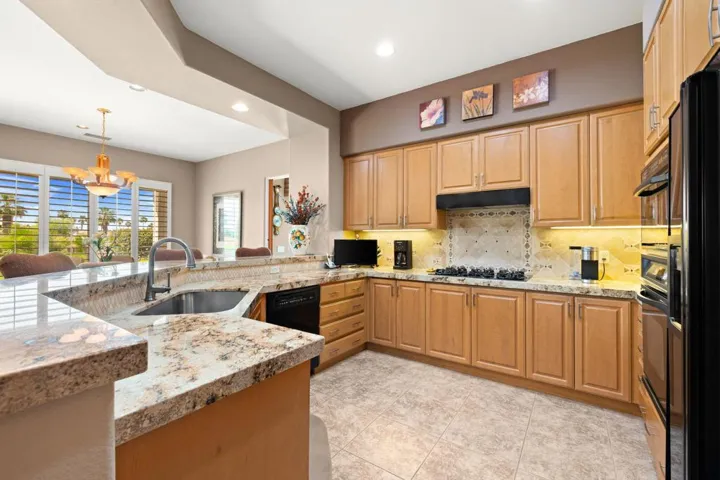 53-web-or-mls-8M4A2831