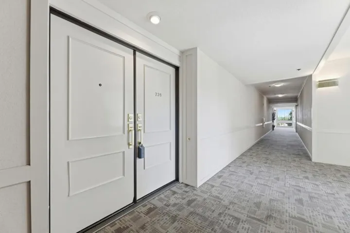 22330 Homestead Road 226, Cupertino, California 95014 — photo 4