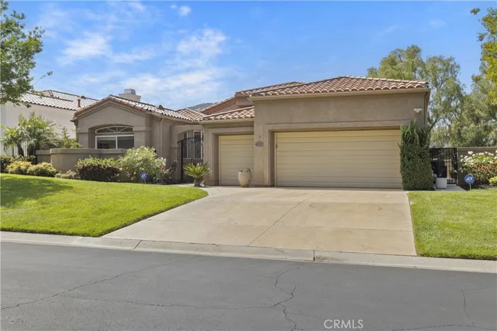 38027 Cherrywood Drive, Murrieta, California 92562