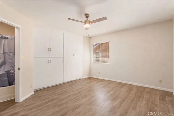 Master bedroom #1
(Main house)