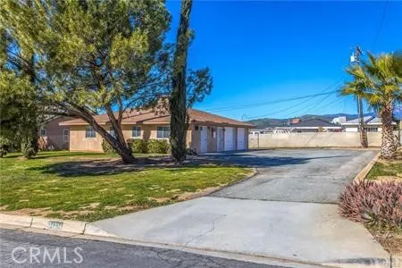 34334 La Raye, Yucaipa, California 92399