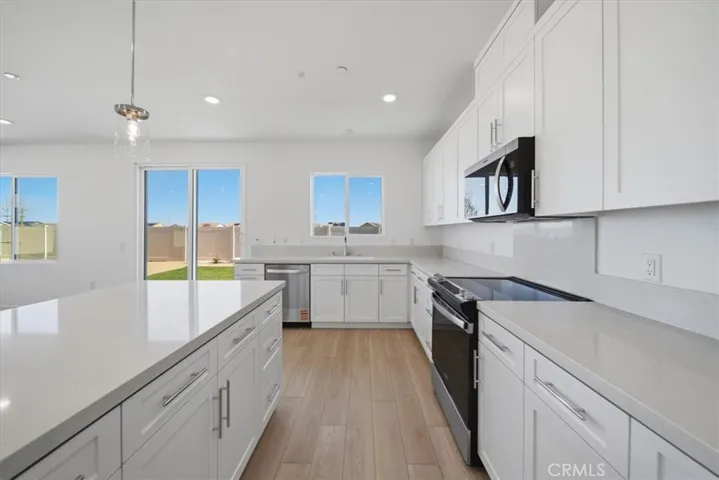 PHOTOS ARE OF MODEL MATCH AND HAVE BEEN VIRTUALLY STAGED - INTERIOR AND EXTERIOR FINISHES MAY VARY