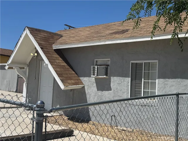 408 Pioneer Street, Barstow, California 92311
