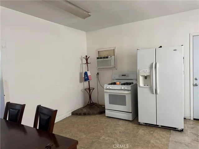 408 Pioneer Street, Barstow, California 92311
