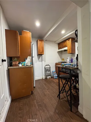 1566 Rollins, Los Angeles, California 90063