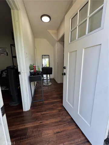 1566 Rollins, Los Angeles, California 90063