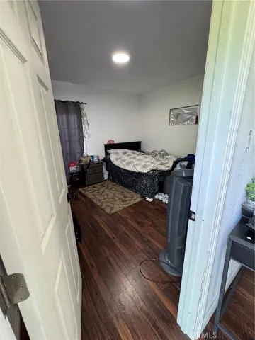 1566 Rollins, Los Angeles, California 90063