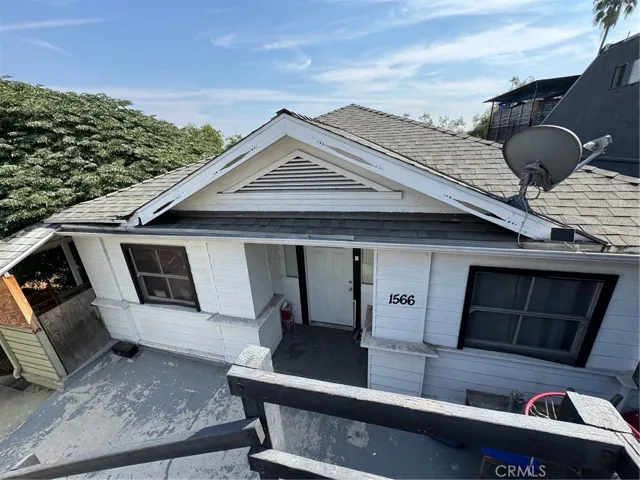 1566 Rollins, Los Angeles, California 90063
