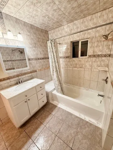 3319 W 113th, Inglewood, California 90303