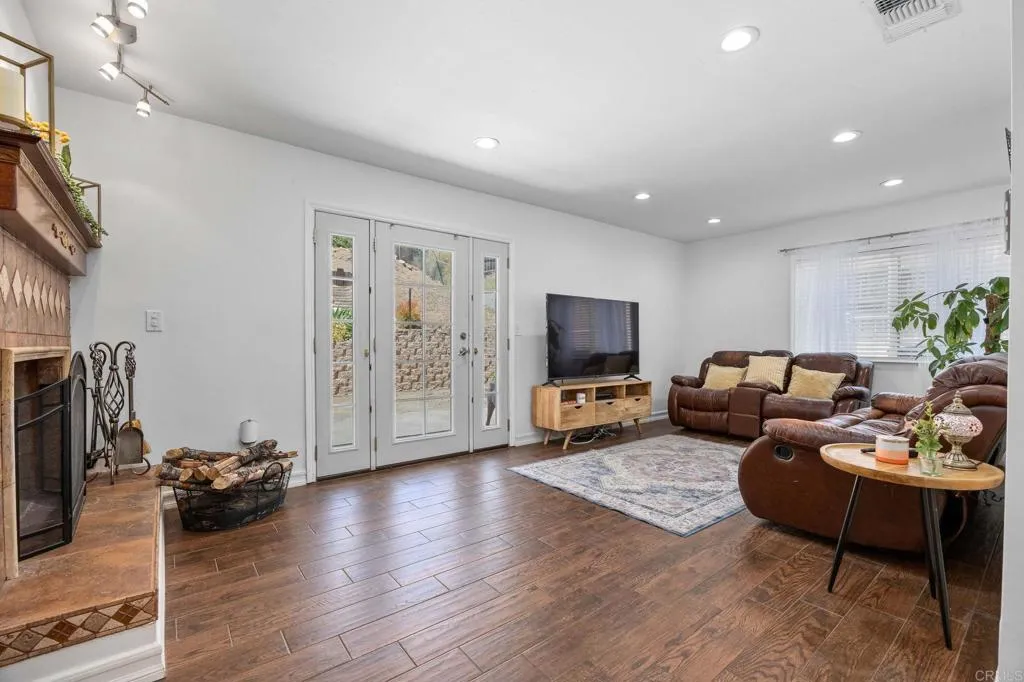 separate family room