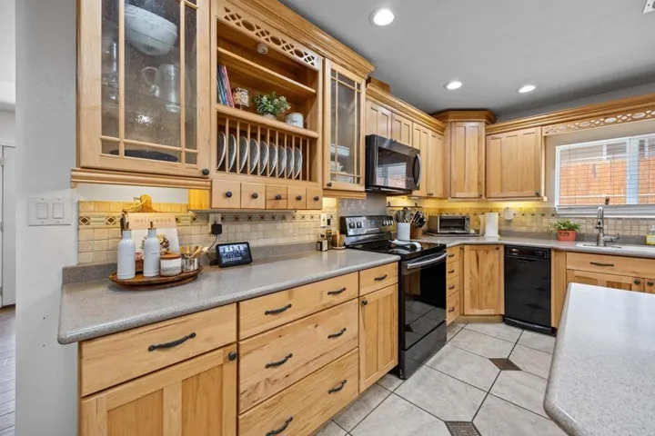 24376 Rutherford Road, Ramona, California 92065