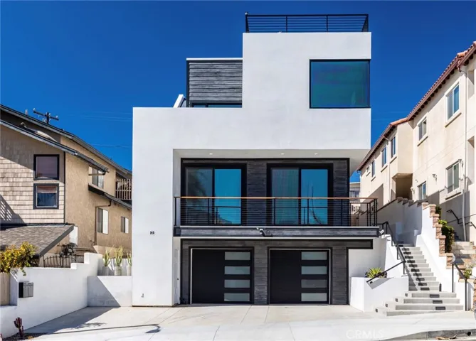 Modern coastal design throughou