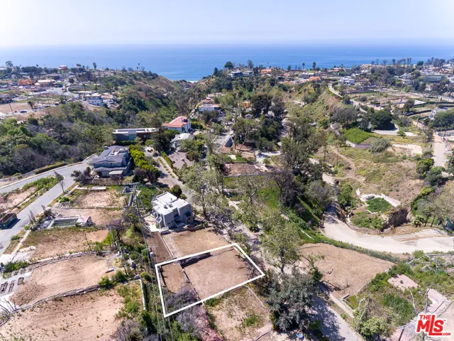 630 Bienveneda Avenue, Pacific Palisades, California 90272