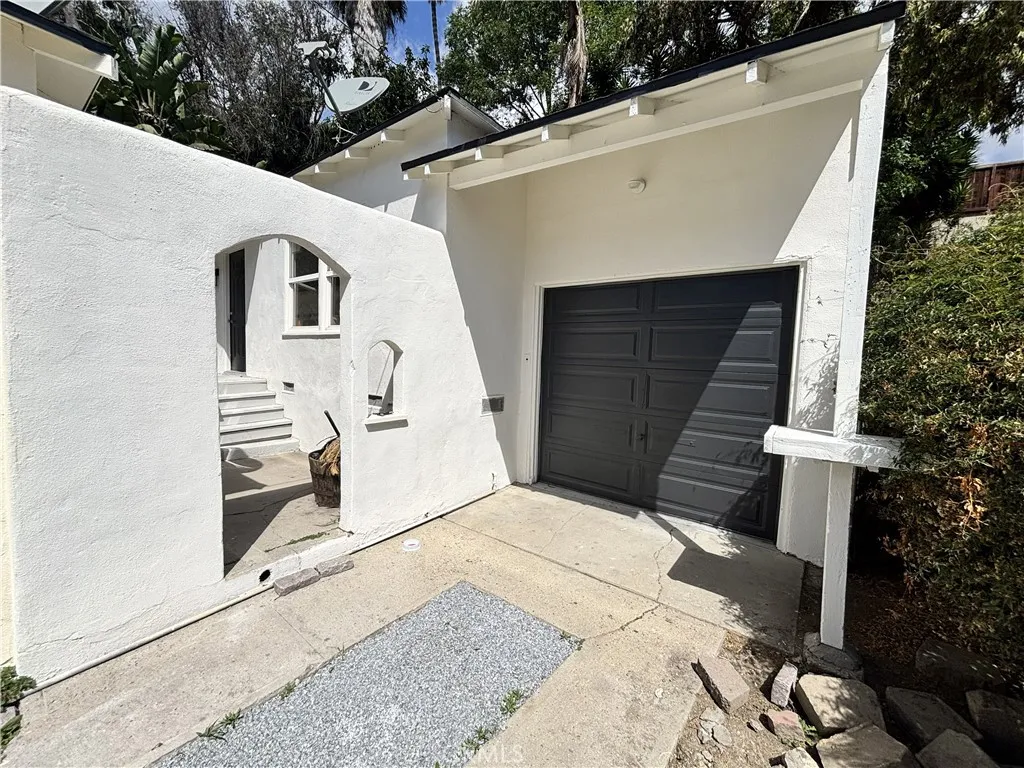 Back Unit entrance and Garage.