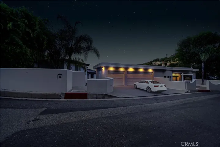 3964 Sumac Drive, Sherman Oaks, California 91403