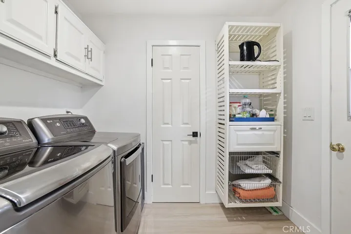 6949 Lena, West Hills, California 91307
