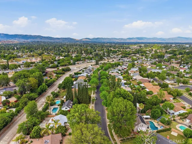 6949 Lena, West Hills, California 91307