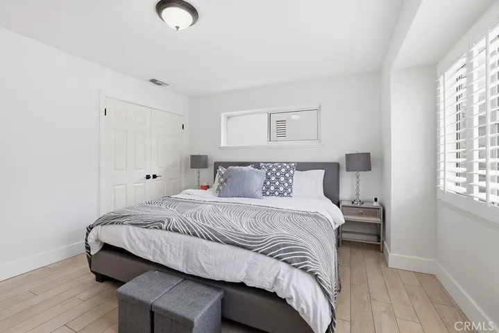 6949 Lena, West Hills, California 91307