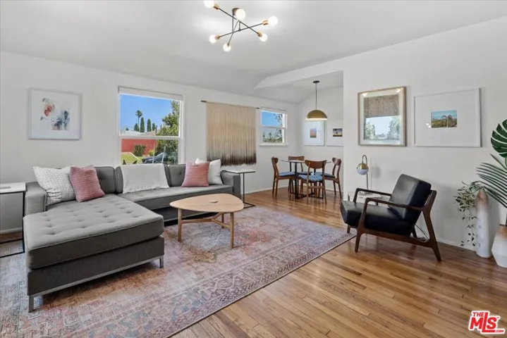 Second Unit - Living Room