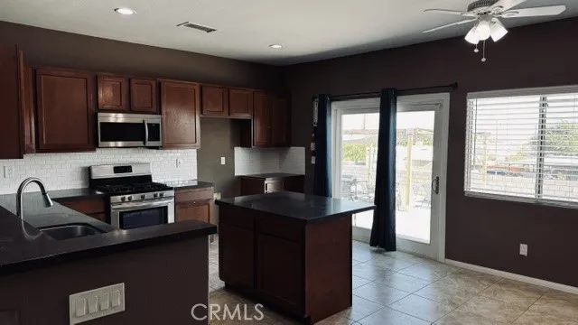 OPEN CONCEPT
