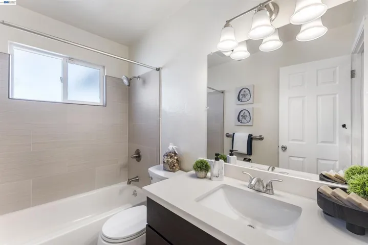 40128 Kelly St, Fremont, California 94538